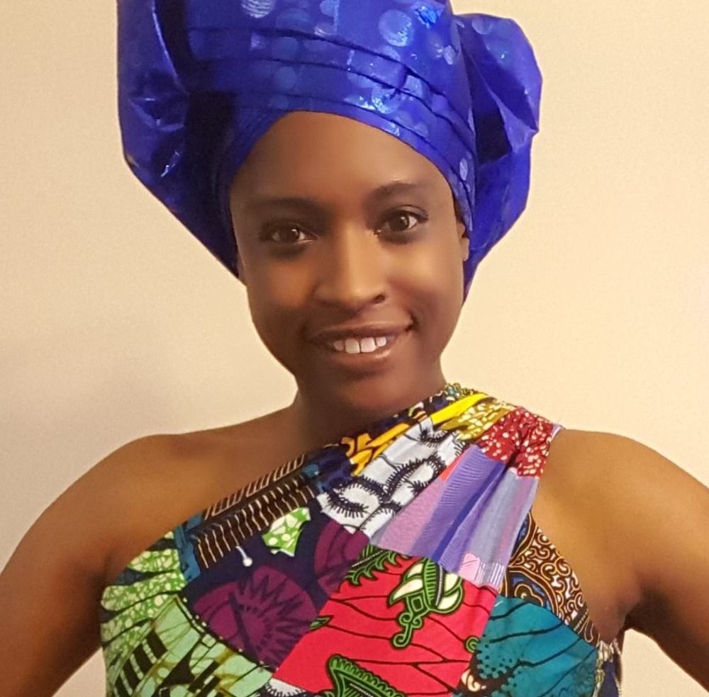 Meet your Posher, Angela